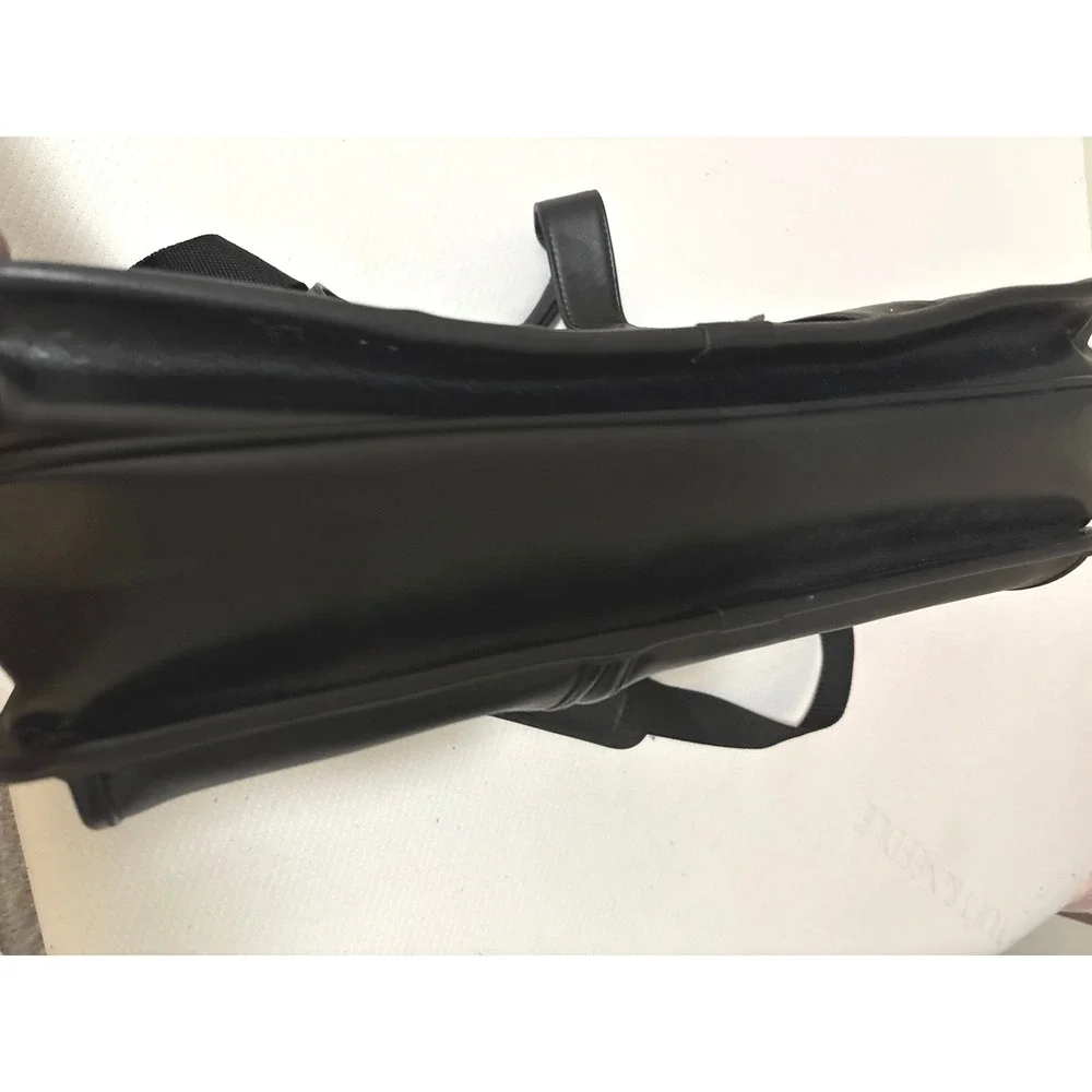 Samsonite black faux